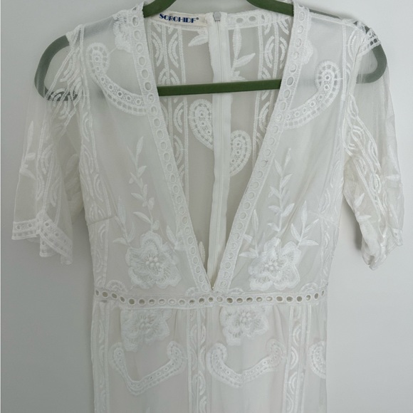White lace romper -women’s small/medium - Picture 4 of 9